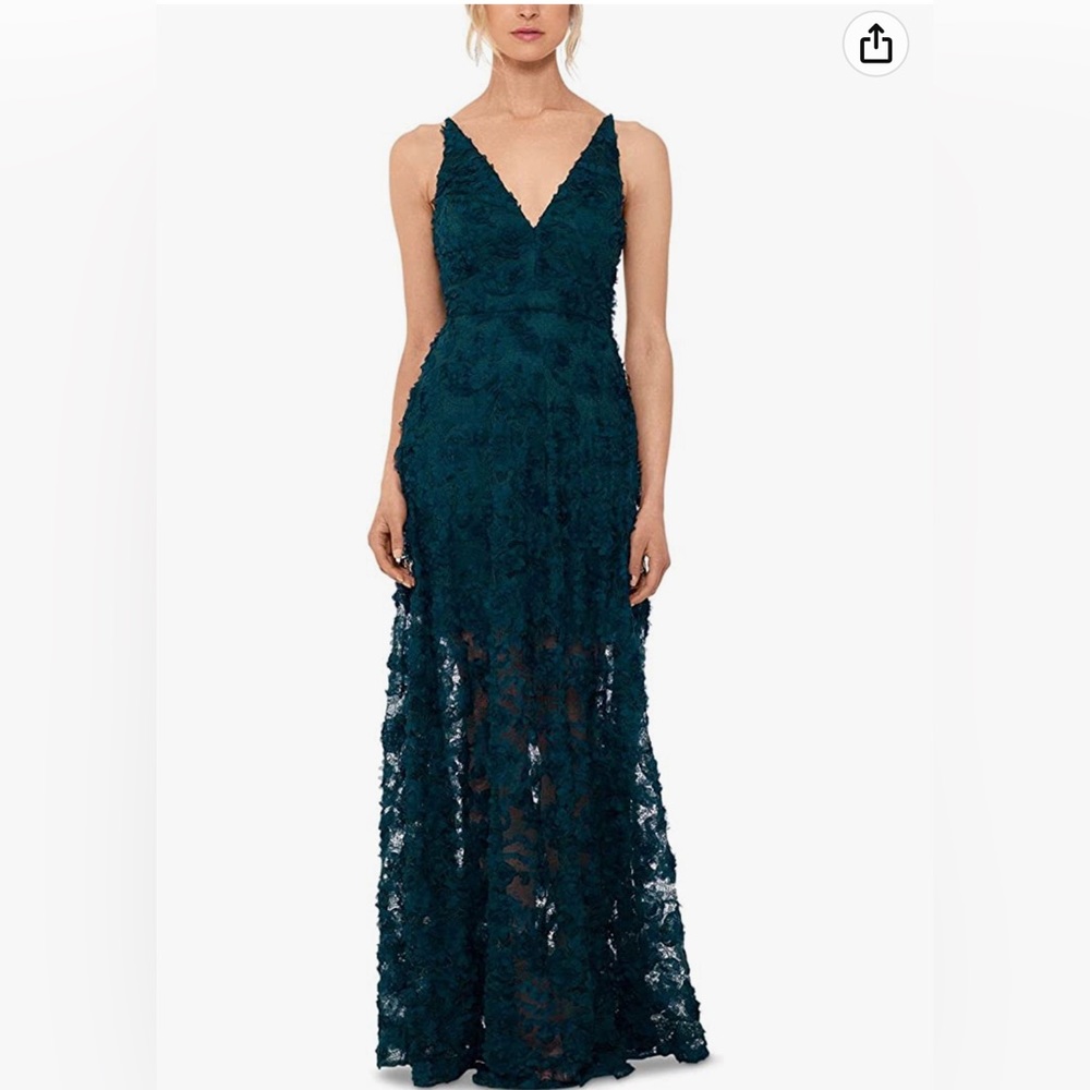Xscape Womens Lace Sleeveless V Neck Full Length Evening Sheath Dress, size 10.